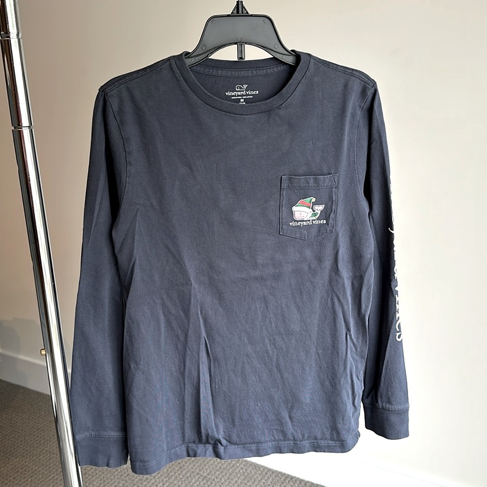Vineyard Vines dark blue long-sleeved Christmas Whale themed t-shirt